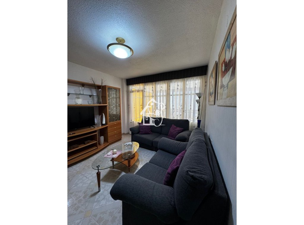 Alquiler - Apartamento / piso - Torrevieja - El Acequión - Los Náufragos