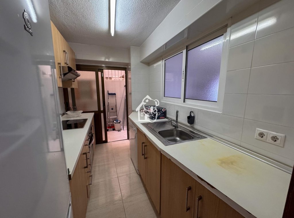 Alquiler - Apartamento / piso - Torrevieja - El Acequión - Los Náufragos