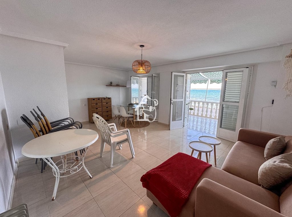 Alquiler - Apartamento / piso - Torrevieja - El Acequión - Los Náufragos