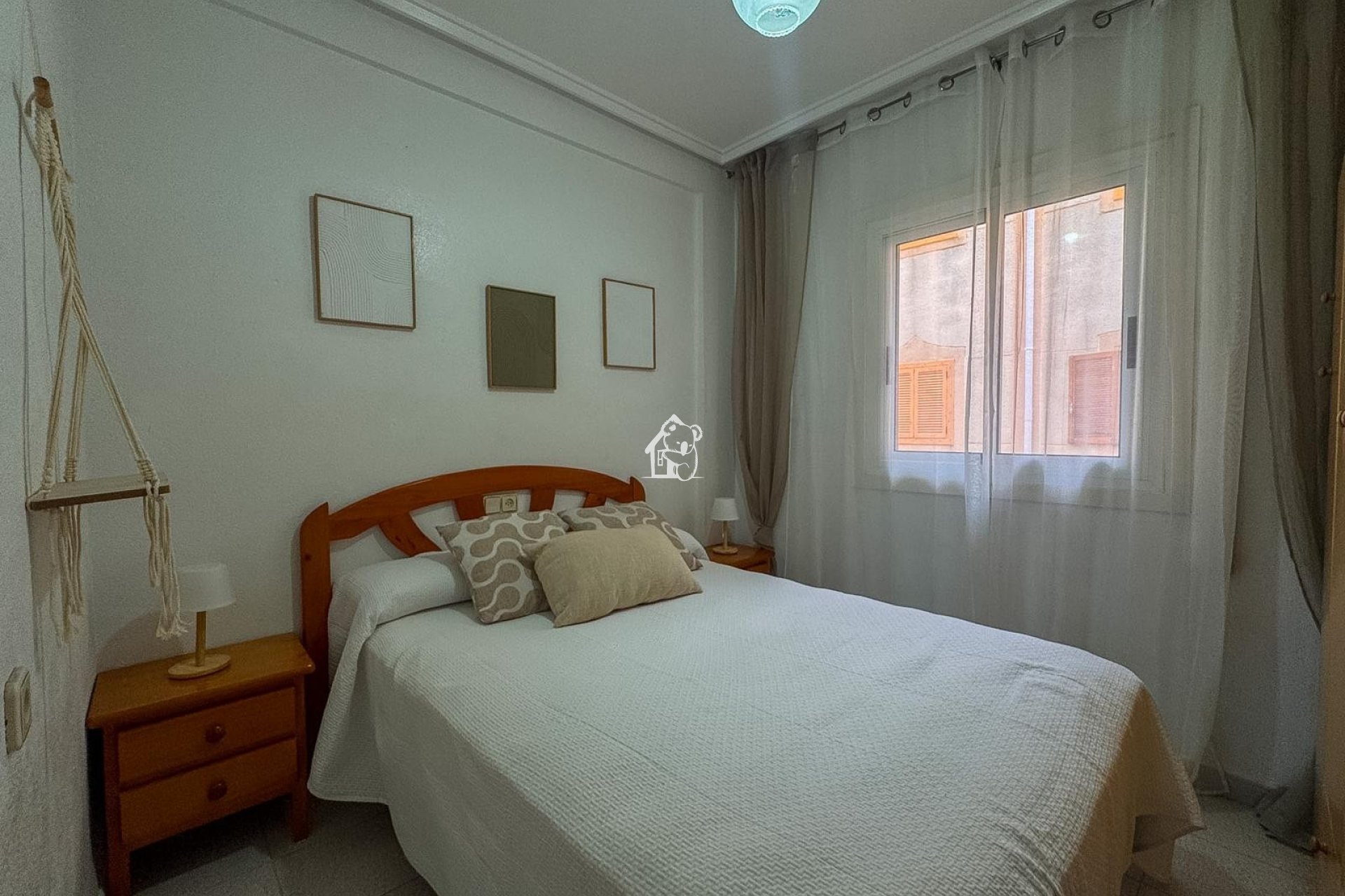 Alquiler - Apartamento / piso - Torrevieja - El Acequión - Los Náufragos