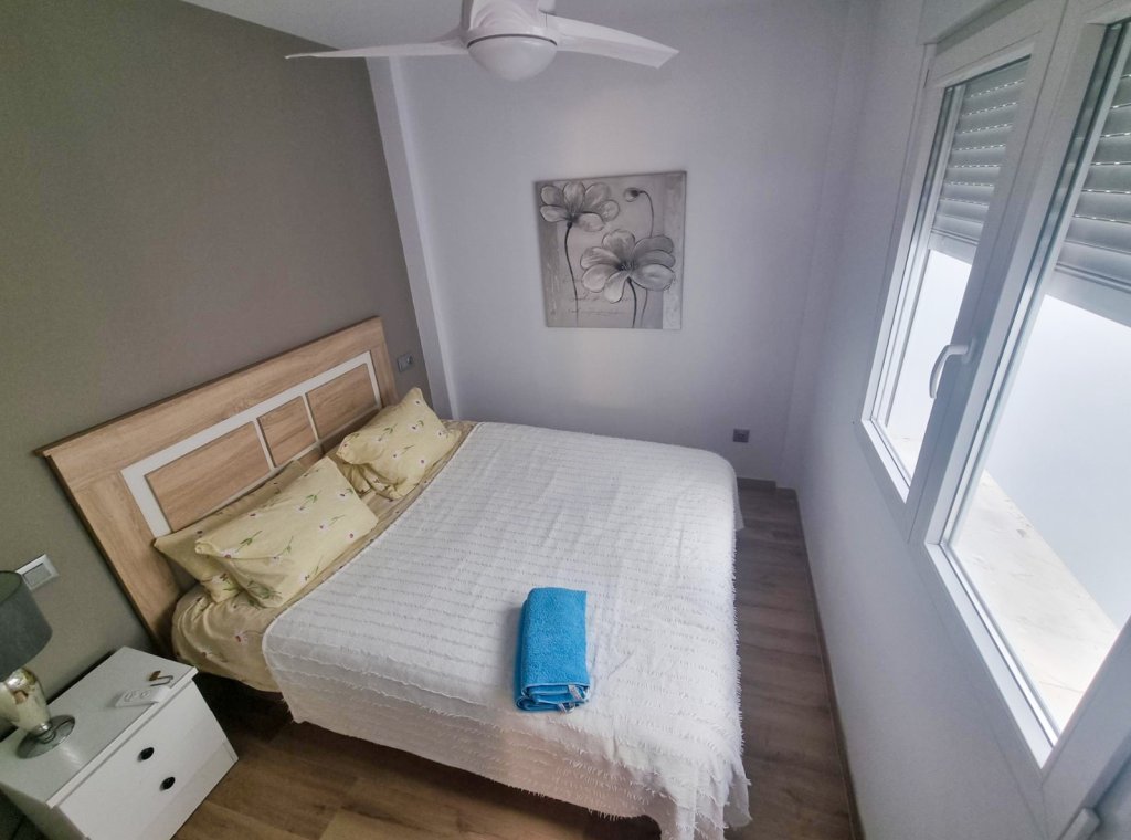 Alquiler - Apartamento / piso - Torrevieja - El Acequión - Los Náufragos
