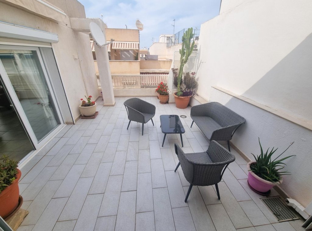 Alquiler - Apartamento / piso - Torrevieja - El Acequión - Los Náufragos