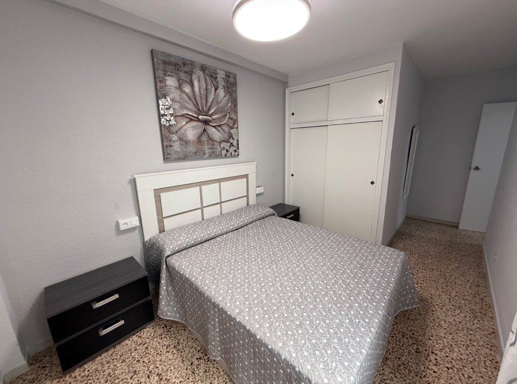 Alquiler - Apartamento / piso - Torrevieja - El Acequión - Los Náufragos