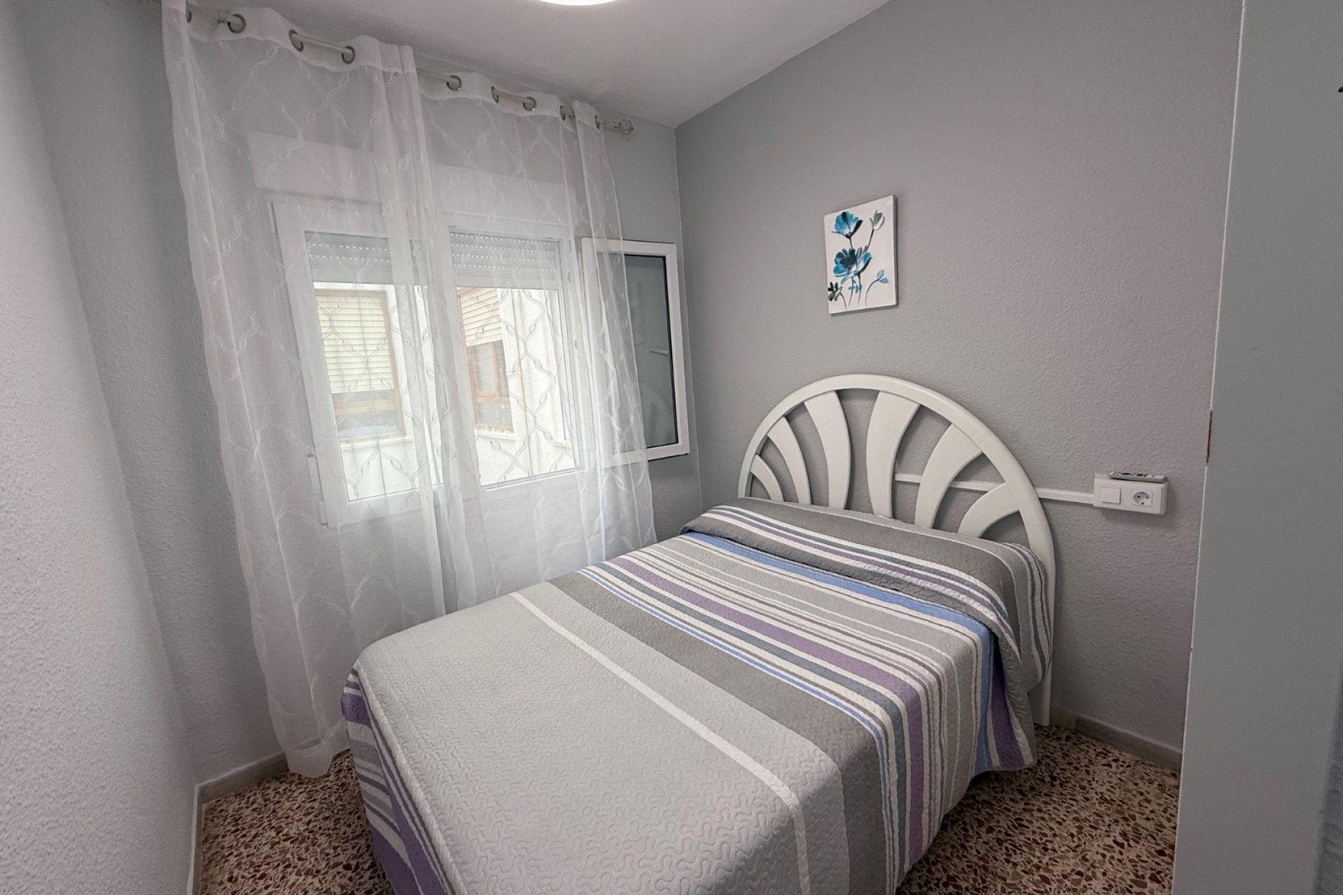 Alquiler - Apartamento / piso - Torrevieja - El Acequión - Los Náufragos