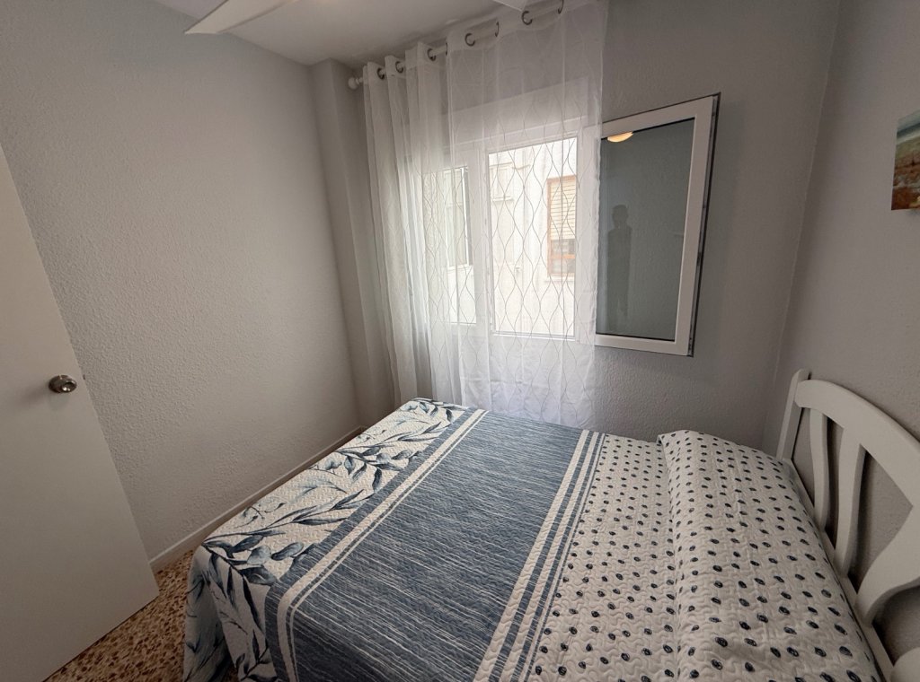 Alquiler - Apartamento / piso - Torrevieja - El Acequión - Los Náufragos