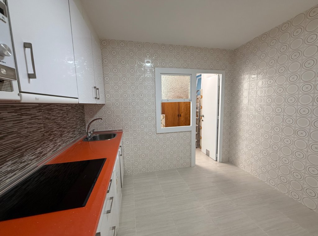 Alquiler - Apartamento / piso - Torrevieja - El Acequión - Los Náufragos