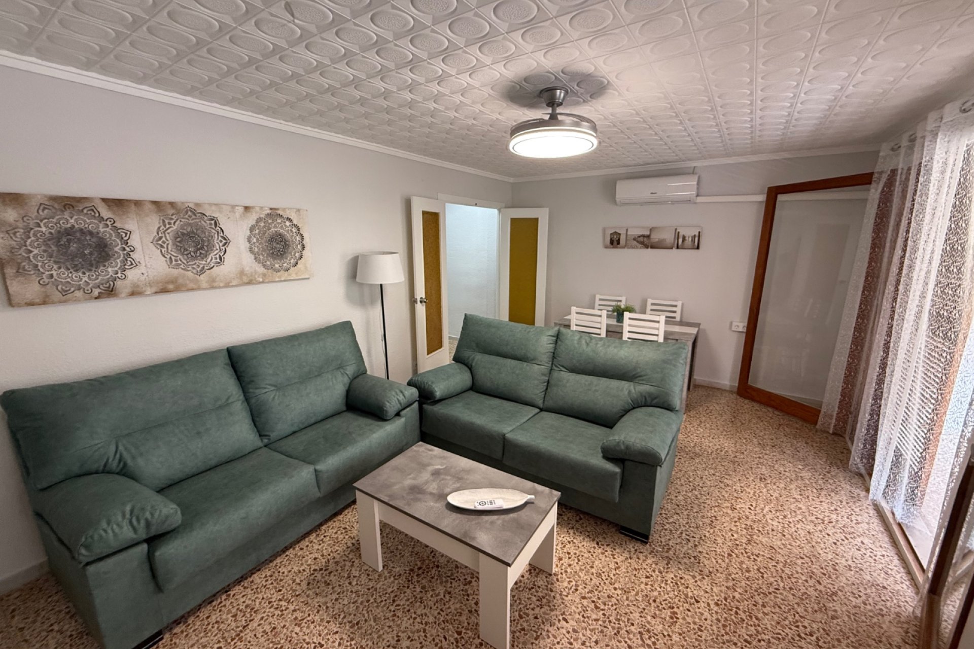 Alquiler - Apartamento / piso - Torrevieja - El Acequión - Los Náufragos