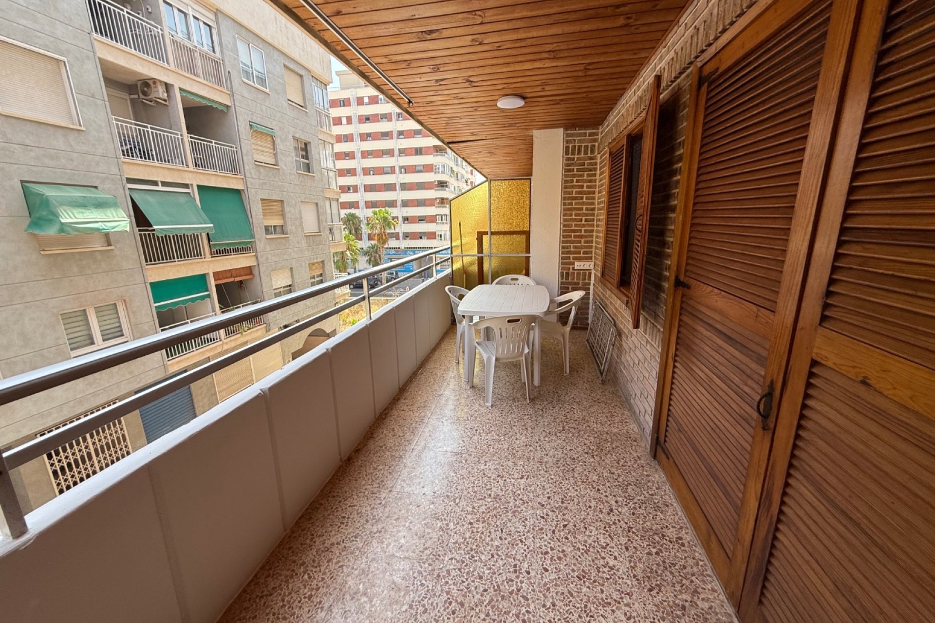 Alquiler - Apartamento / piso - Torrevieja - El Acequión - Los Náufragos