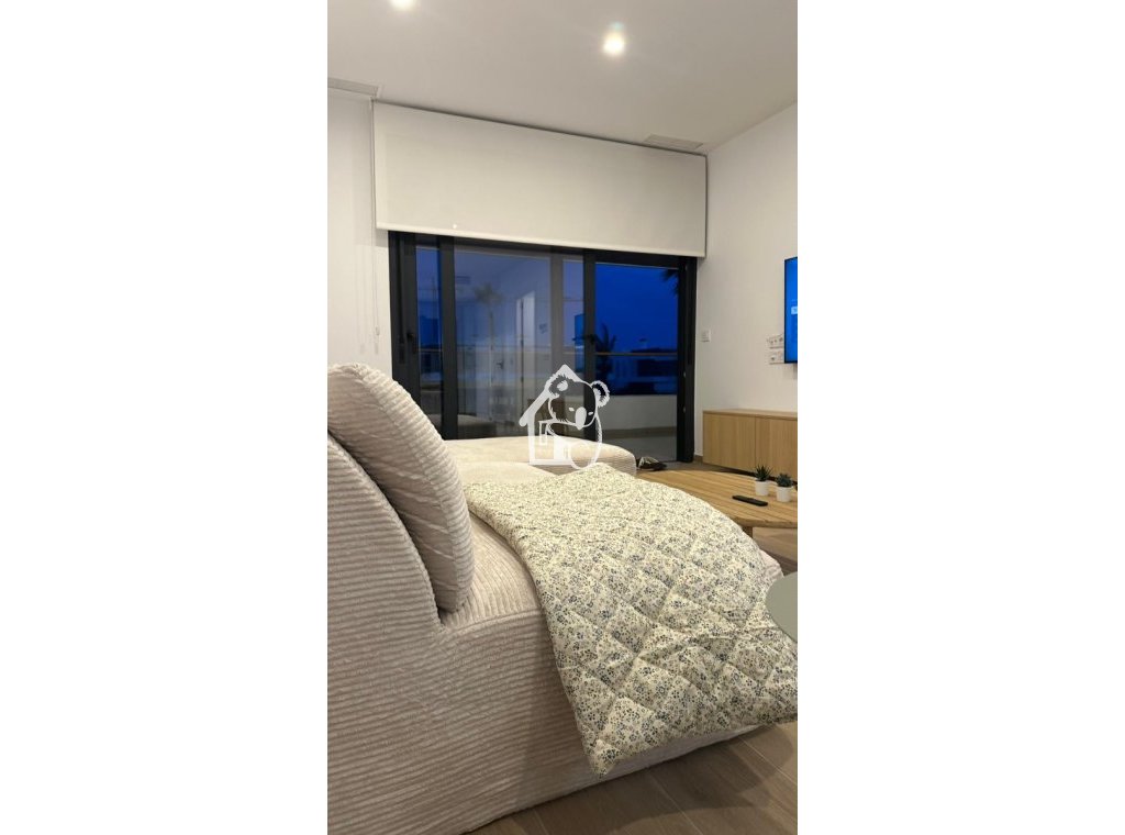 Alquiler - Apartamento / piso - Torrevieja - La Siesta - El Salado -  Torreta