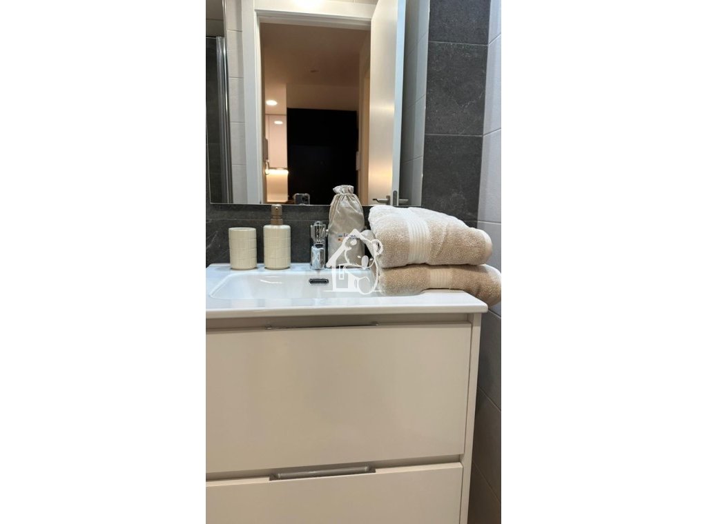 Alquiler - Apartamento / piso - Torrevieja - La Siesta - El Salado -  Torreta