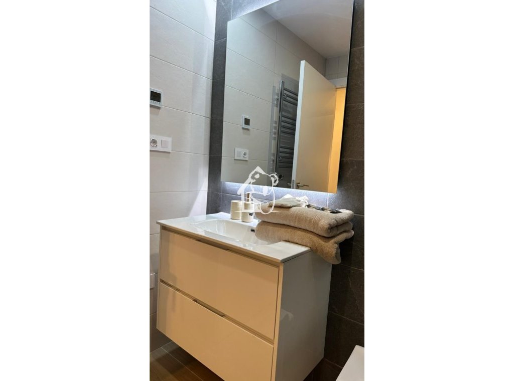 Alquiler - Apartamento / piso - Torrevieja - La Siesta - El Salado -  Torreta