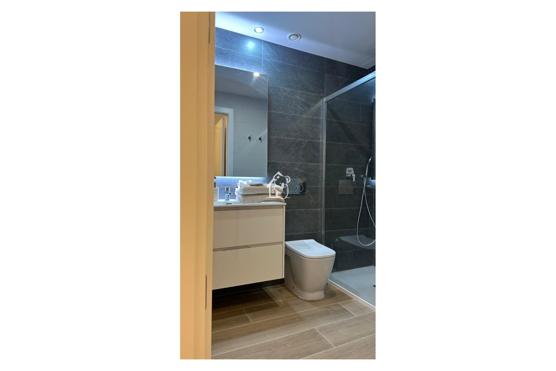 Alquiler - Apartamento / piso - Torrevieja - La Siesta - El Salado -  Torreta