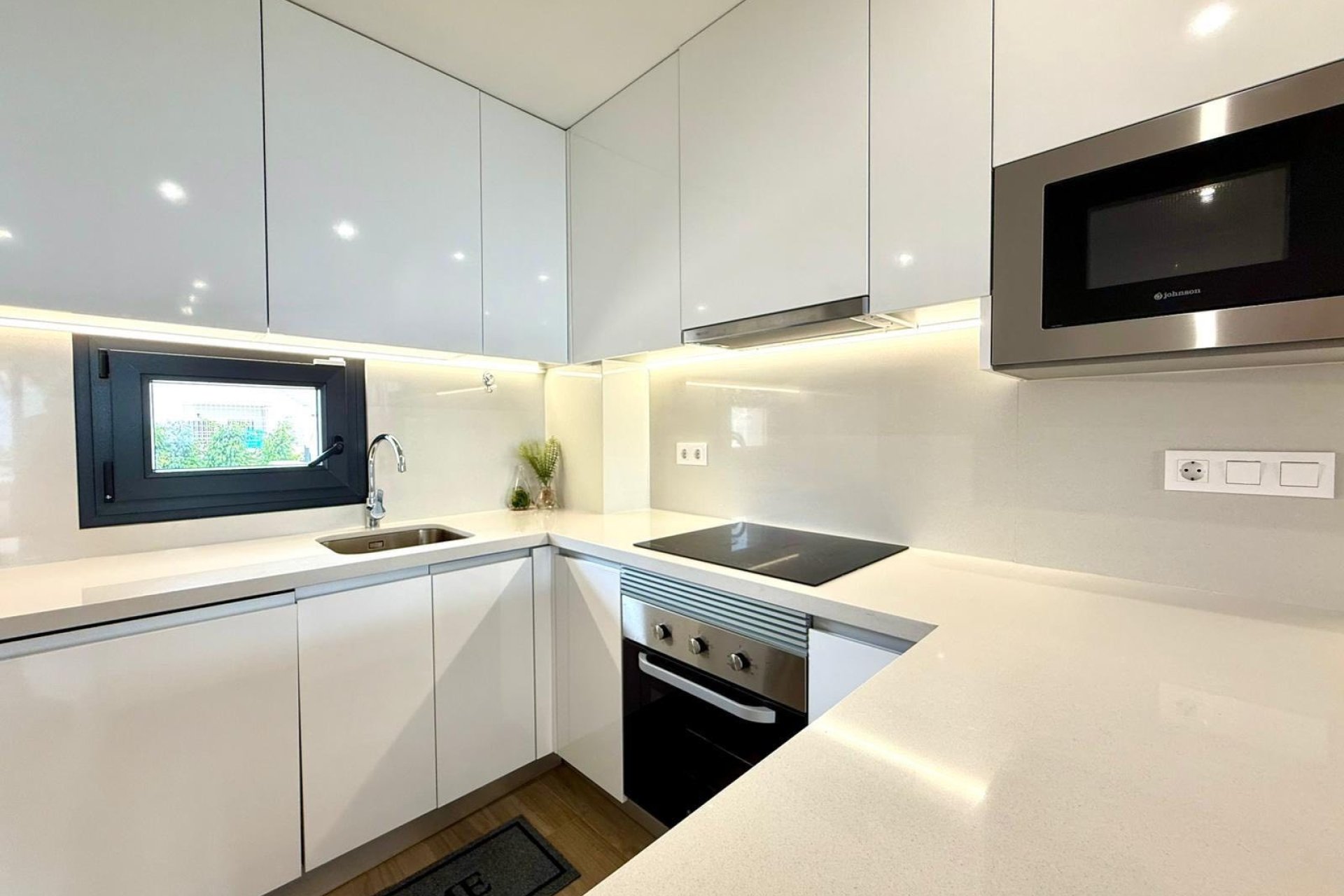 Alquiler - Apartamento / piso - Torrevieja - Los Balcones - Los Altos del Edén