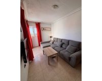 Alquiler - Apartamento / piso - Torrevieja - Nueva Torrevieja - Aguas Nuevas