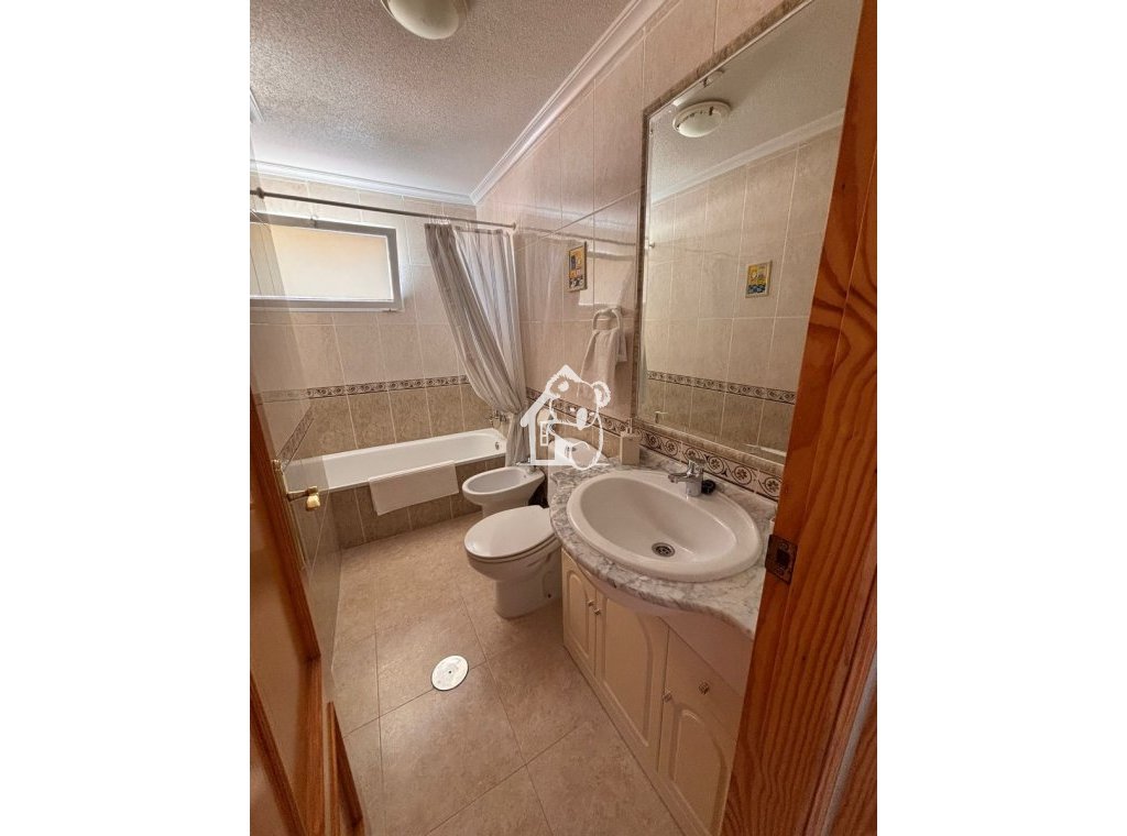 Alquiler - Apartamento / piso - Torrevieja - Nueva Torrevieja - Aguas Nuevas