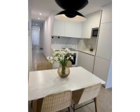 Alquiler - Apartamento / piso - Torrevieja - Playa de los Locos