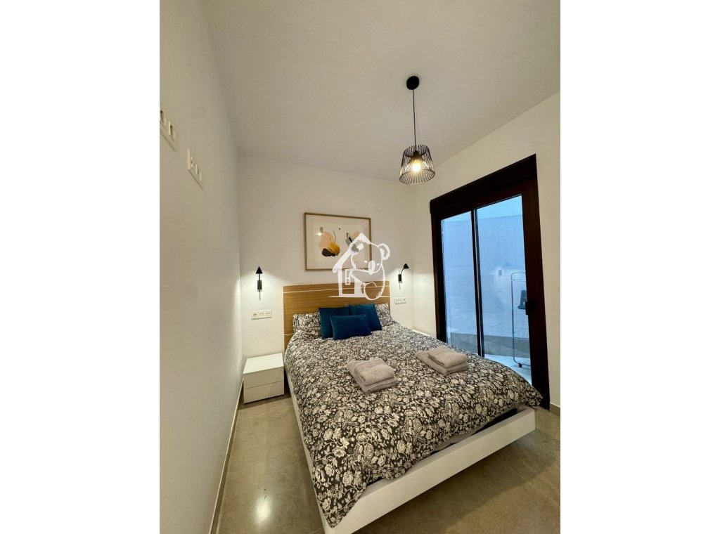 Alquiler - Apartamento / piso - Torrevieja - Playa de los Locos