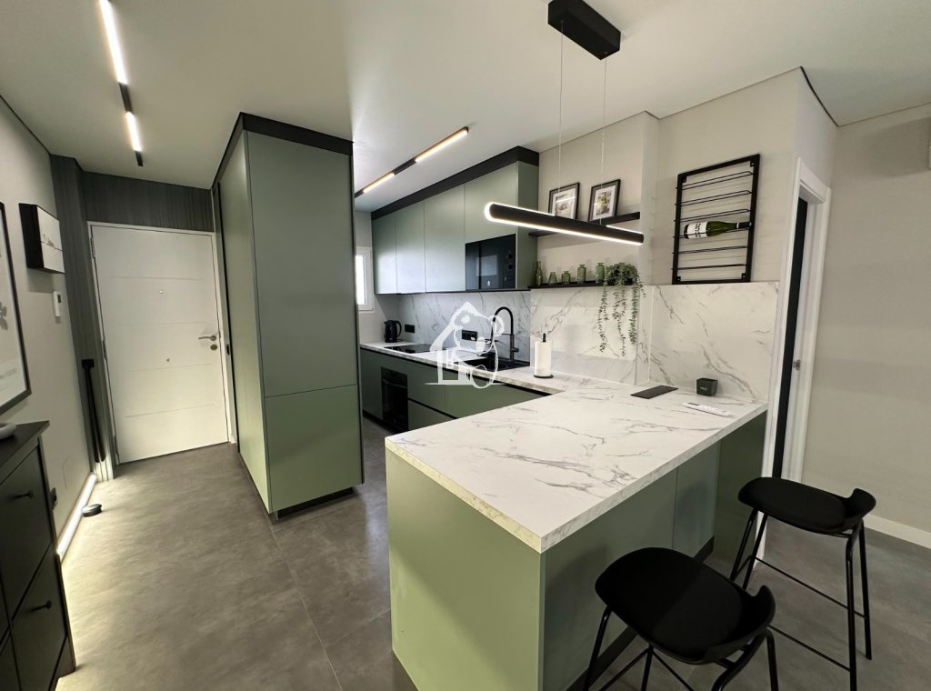 Alquiler - Apartamento / piso - Torrevieja - Playa de los Locos