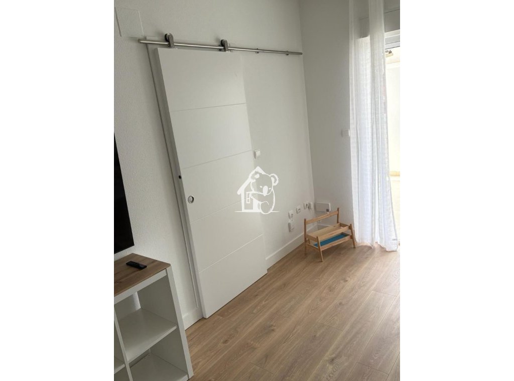 Alquiler - Apartamento / piso - Torrevieja - Torrelamata - La Mata