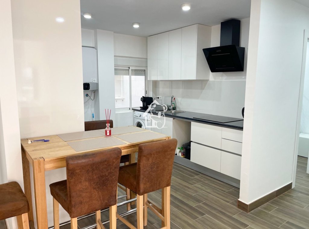 Alquiler - Apartamento / piso - Torrevieja - Torrevieja Centro