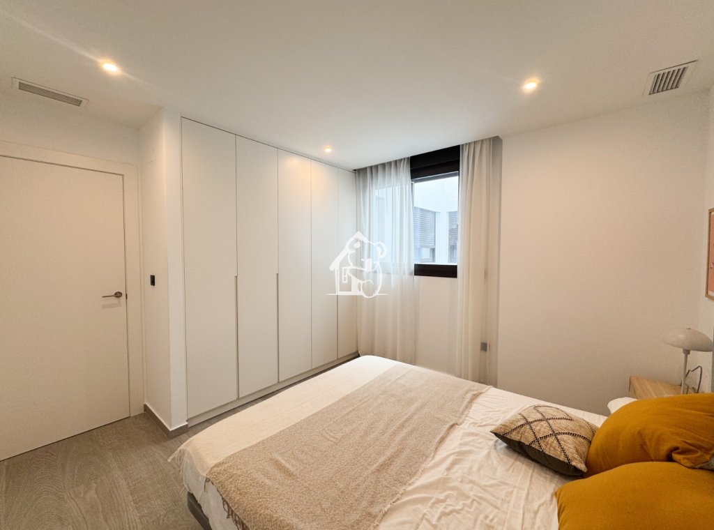 Alquiler - Apartamento / piso - Torrevieja - Torrevieja Centro