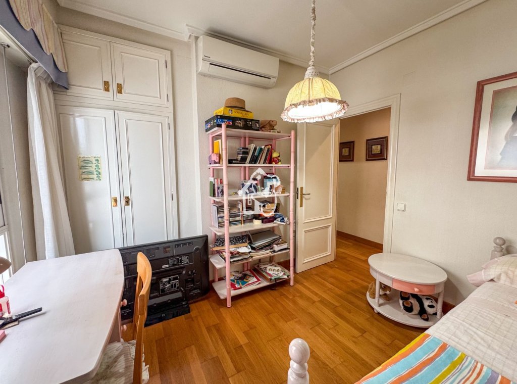 Alquiler - Apartamento / piso - Torrevieja - Torrevieja Centro