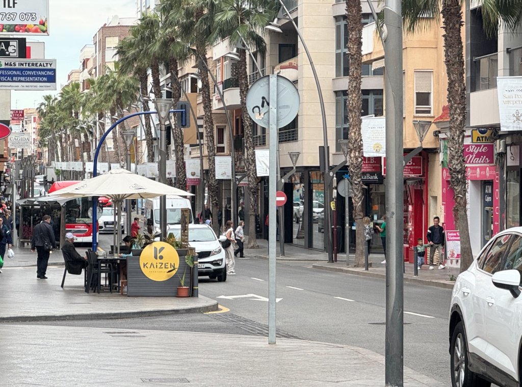 Alquiler - Apartamento / piso - Torrevieja - Torrevieja Centro