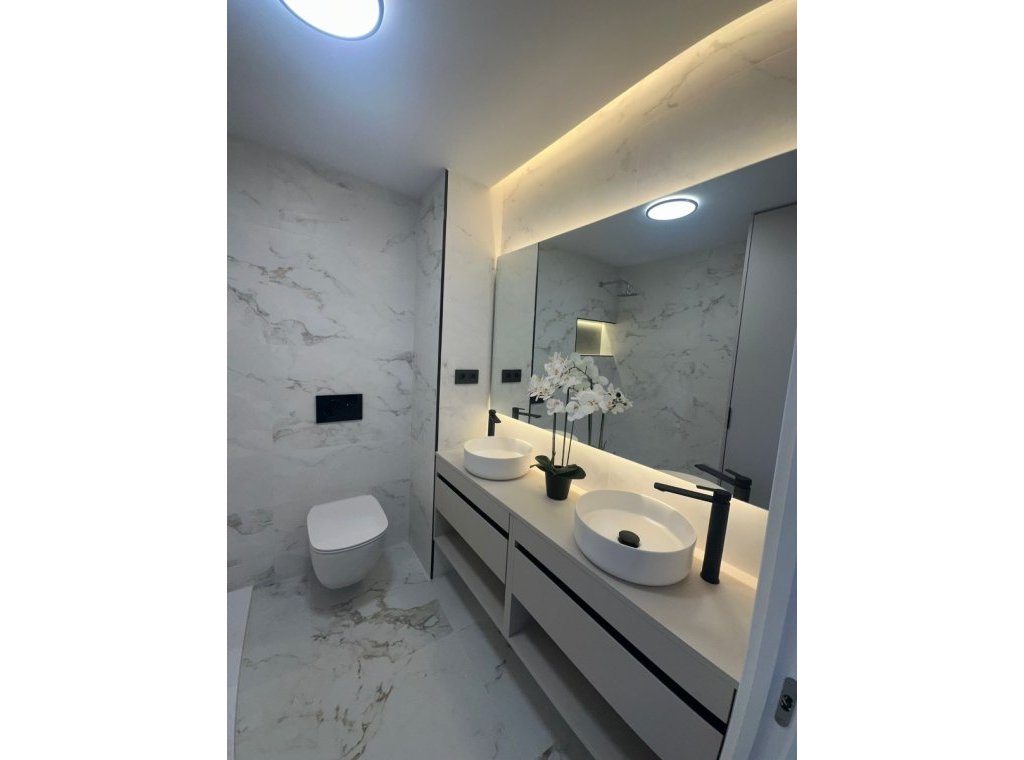 Alquiler - Apartamento / piso - Torrevieja - Torrevieja Centro
