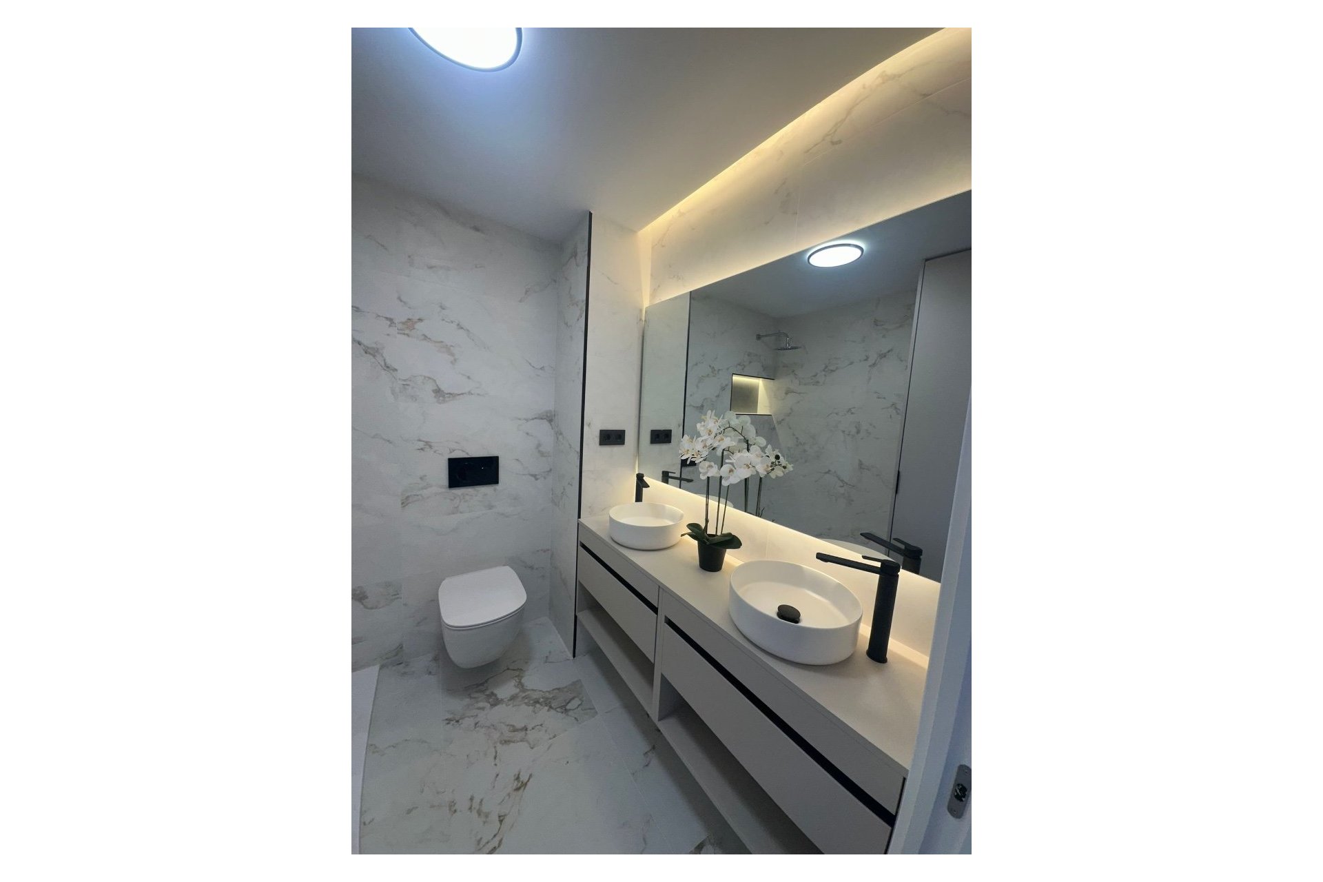 Alquiler - Apartamento / piso - Torrevieja - Torrevieja Centro