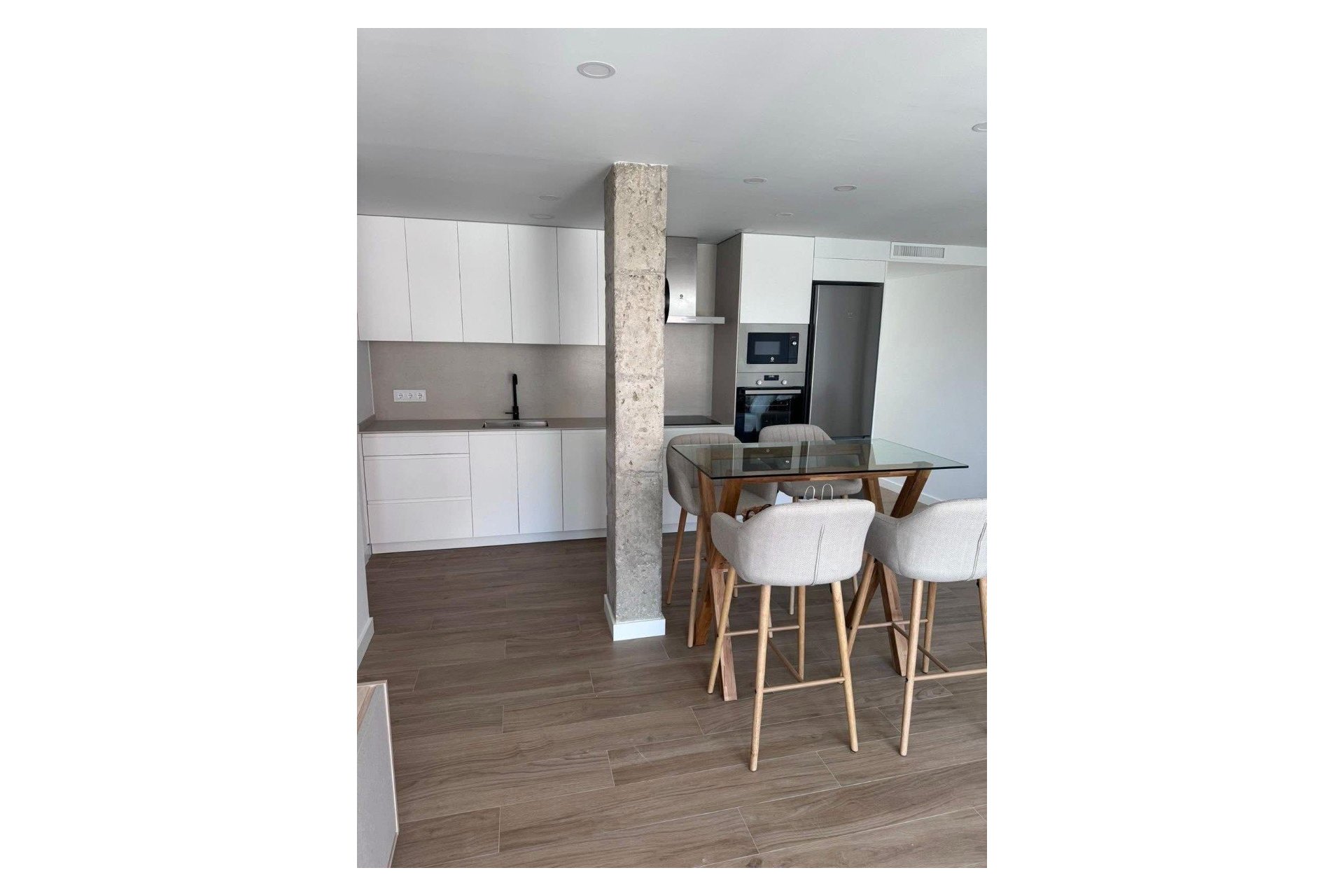 Alquiler - Apartamento / piso - Torrevieja - Torrevieja Centro
