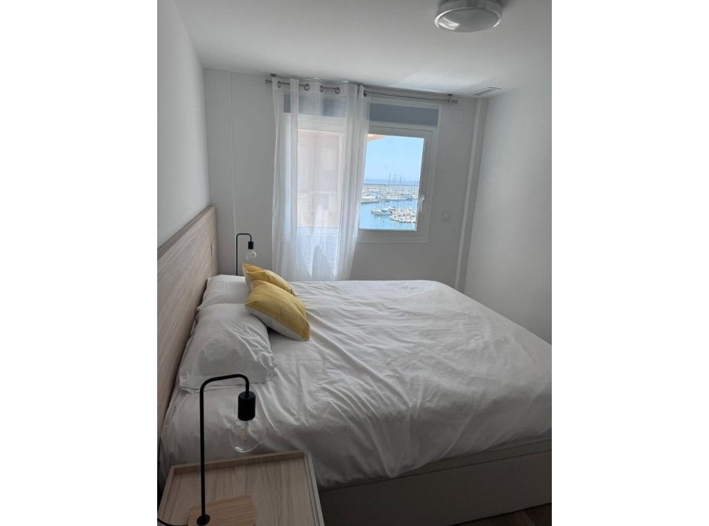 Alquiler - Apartamento / piso - Torrevieja - Torrevieja Centro