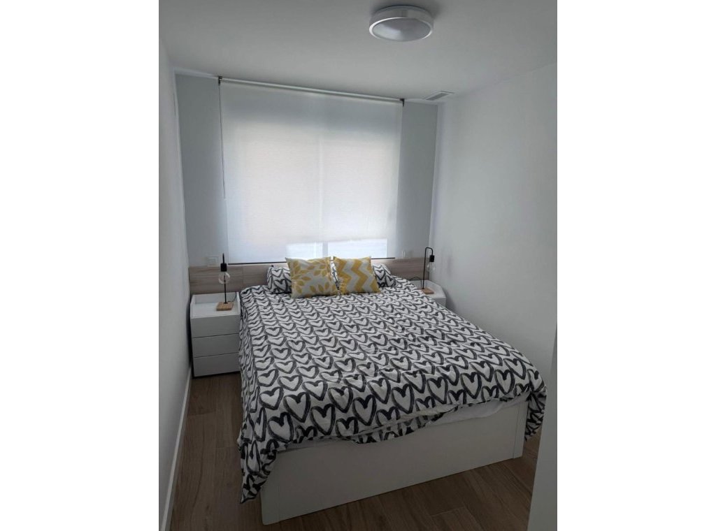 Alquiler - Apartamento / piso - Torrevieja - Torrevieja Centro