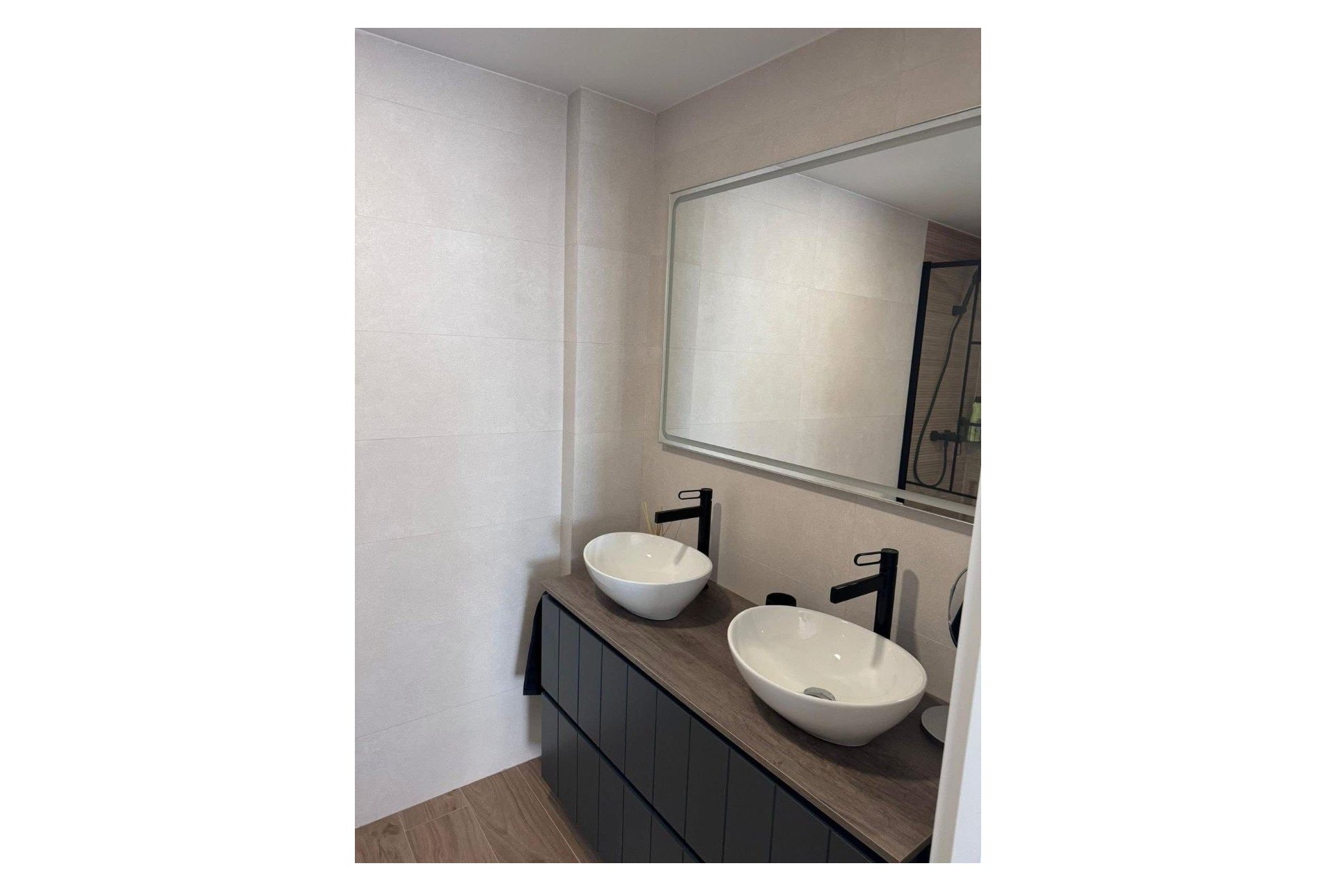 Alquiler - Apartamento / piso - Torrevieja - Torrevieja Centro