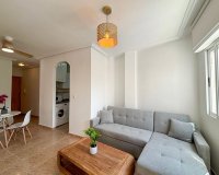 Alquiler - Apartamento / piso - Torrevieja - Torrevieja Centro