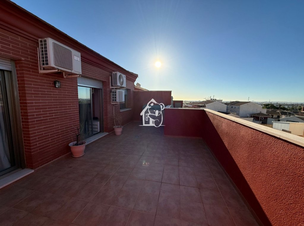 Alquiler - Ático - Pilar de la Horadada