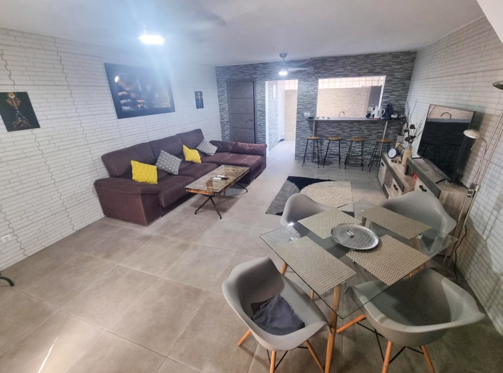 Alquiler - Bungalow - Torrevieja - El Acequión - Los Náufragos