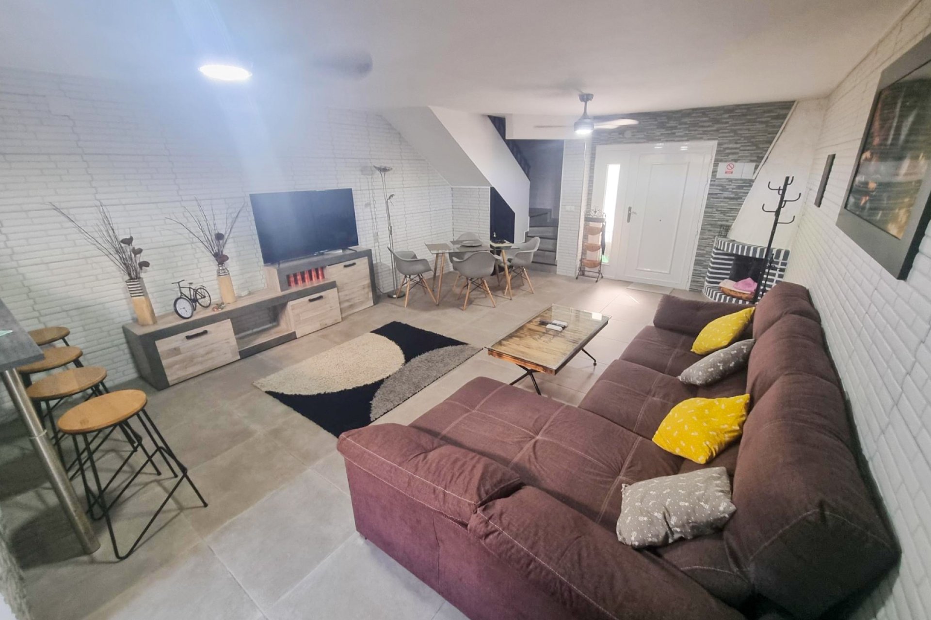 Alquiler - Bungalow - Torrevieja - El Acequión - Los Náufragos