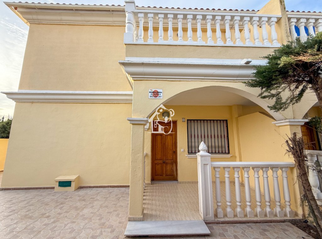 Alquiler - Bungalow - Torrevieja - Nueva Torrevieja - Aguas Nuevas