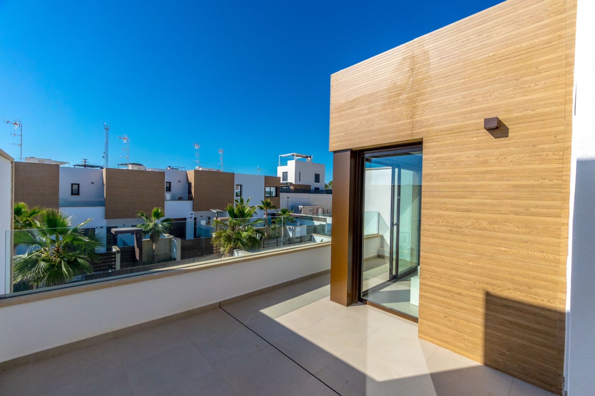 Alquiler - Villa - Algorfa