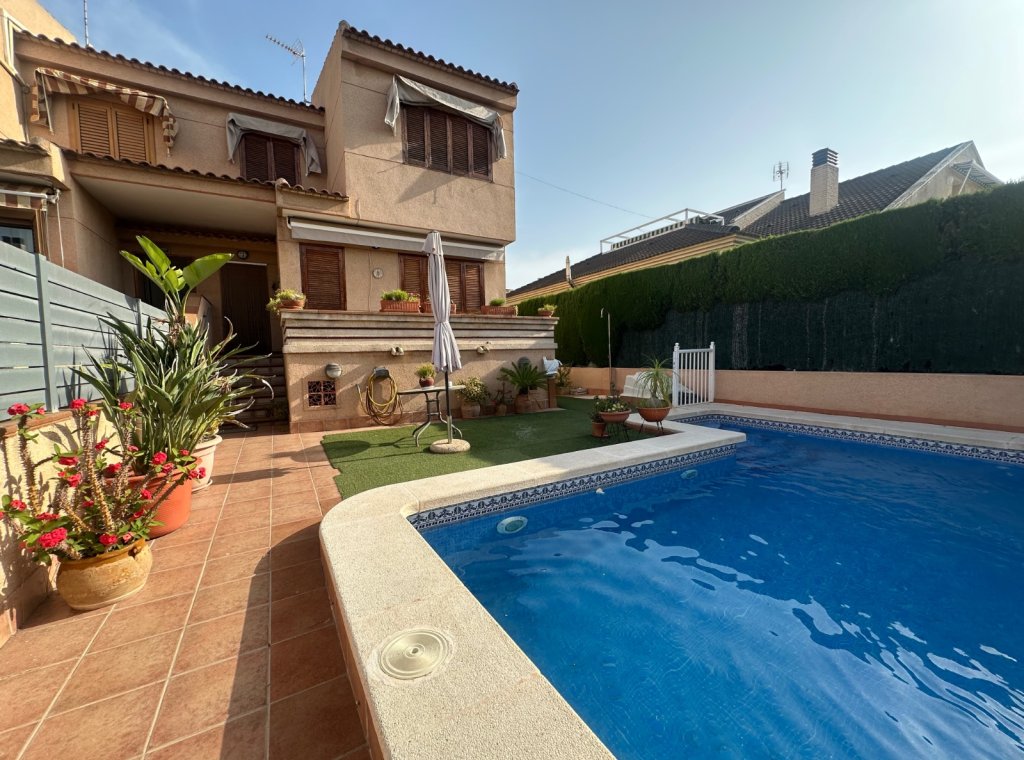 Alquiler - Villa - Almoradí