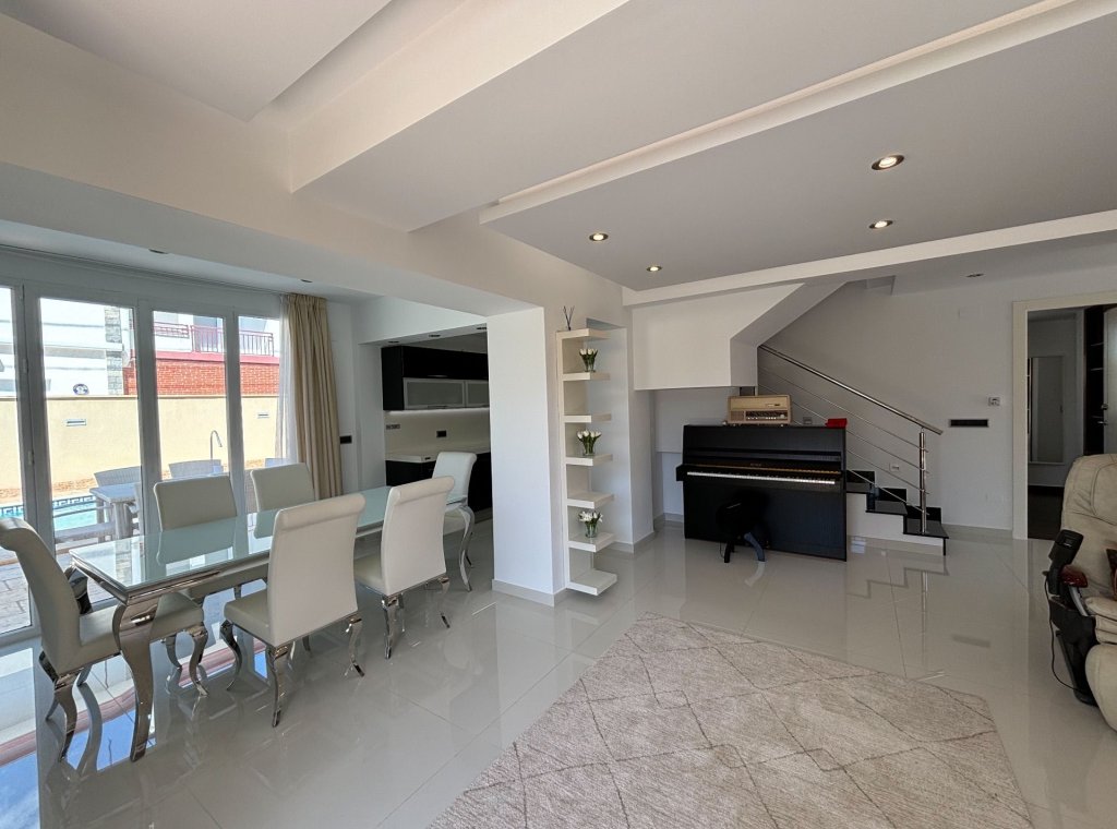 Alquiler - Villa - Cabo Roig