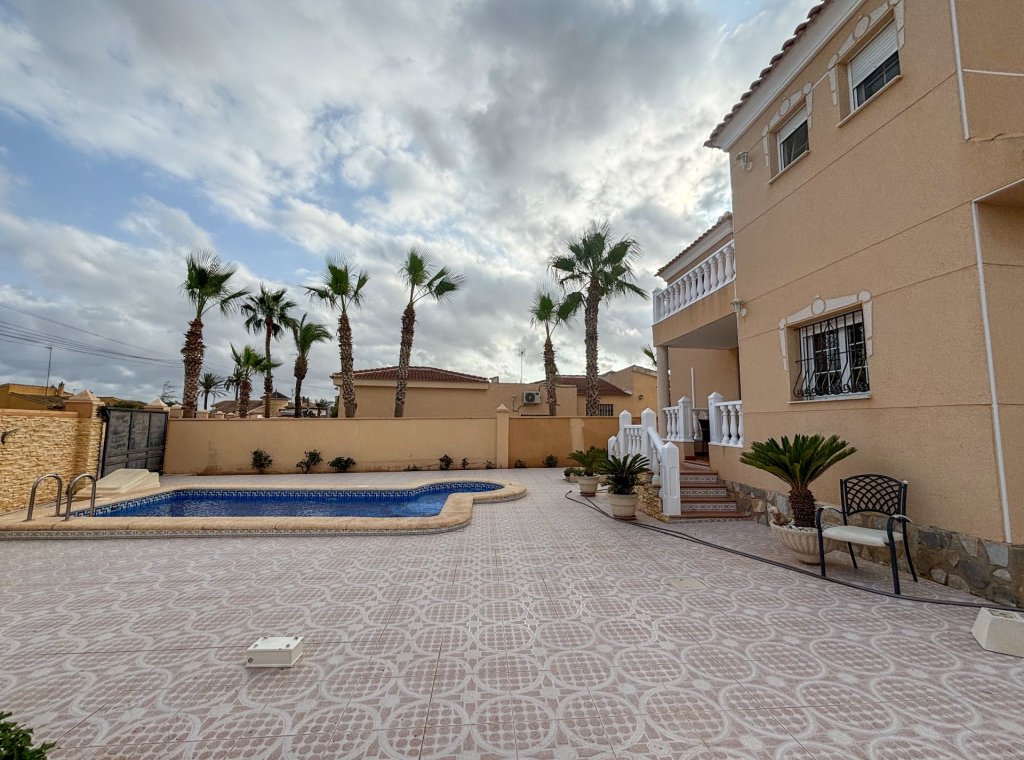 Alquiler - Villa - Ciudad Quesada