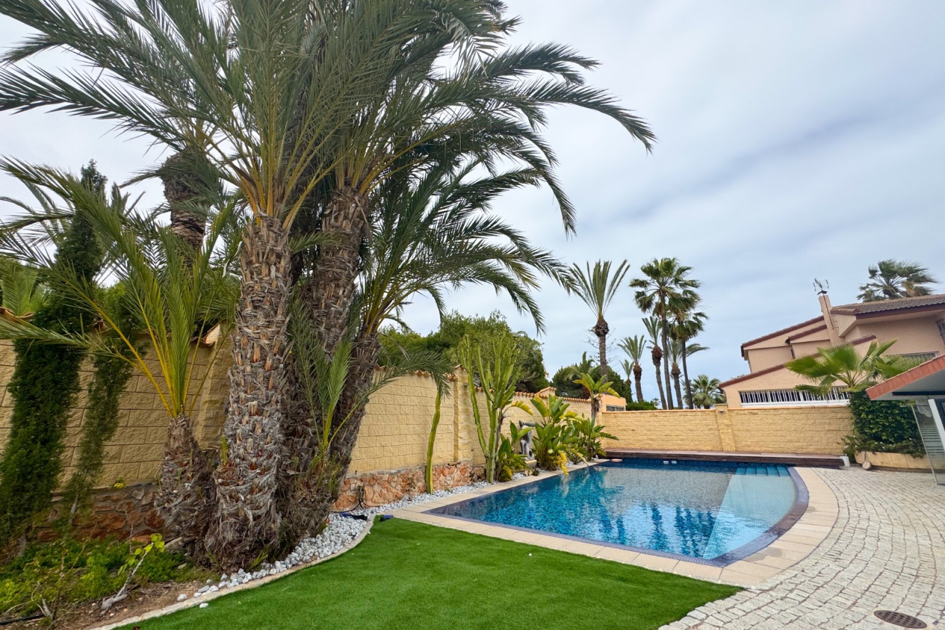Alquiler - Villa - La Zenia