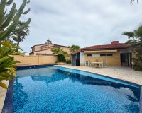 Alquiler - Villa - La Zenia