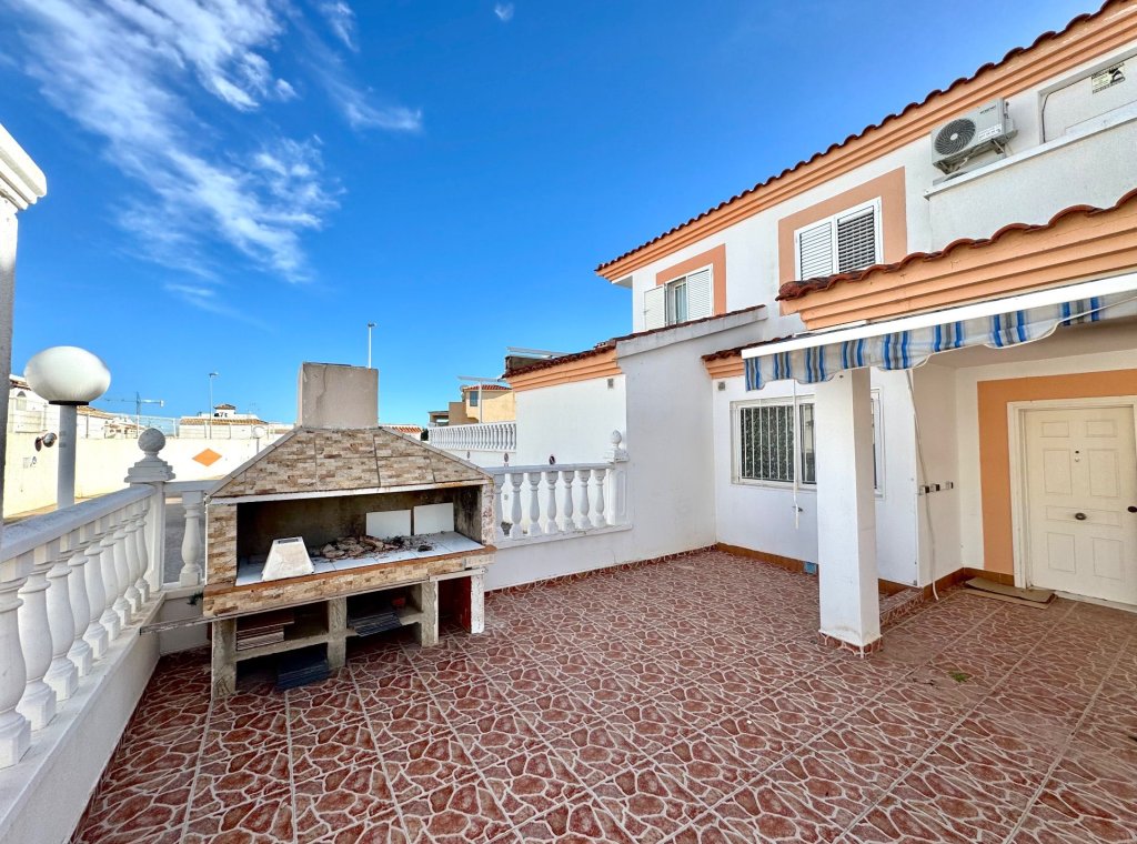 Alquiler - Villa - La Zenia