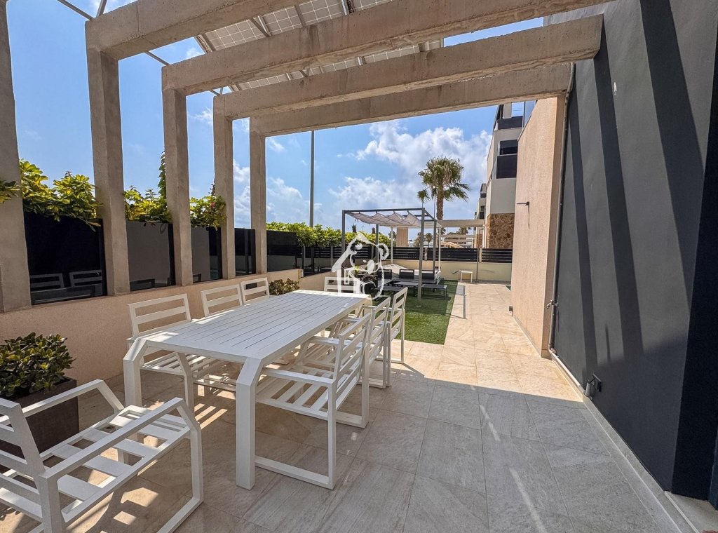 Alquiler - Villa - Orihuela Costa - Cabo roig - La Zenia