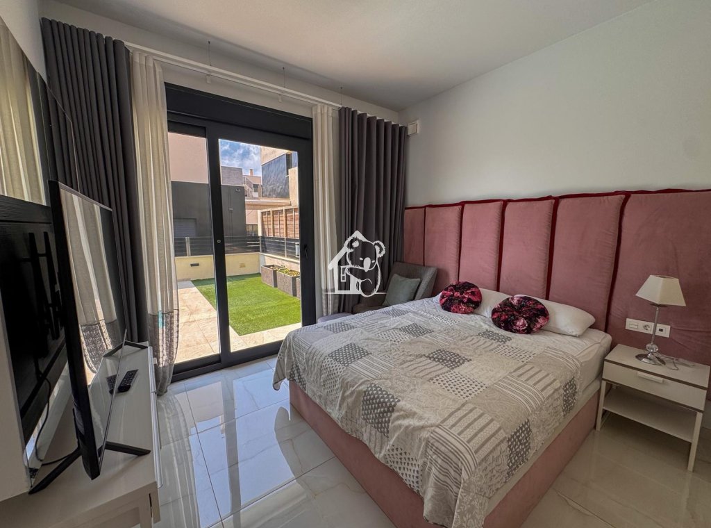 Alquiler - Villa - Orihuela Costa - Cabo roig - La Zenia