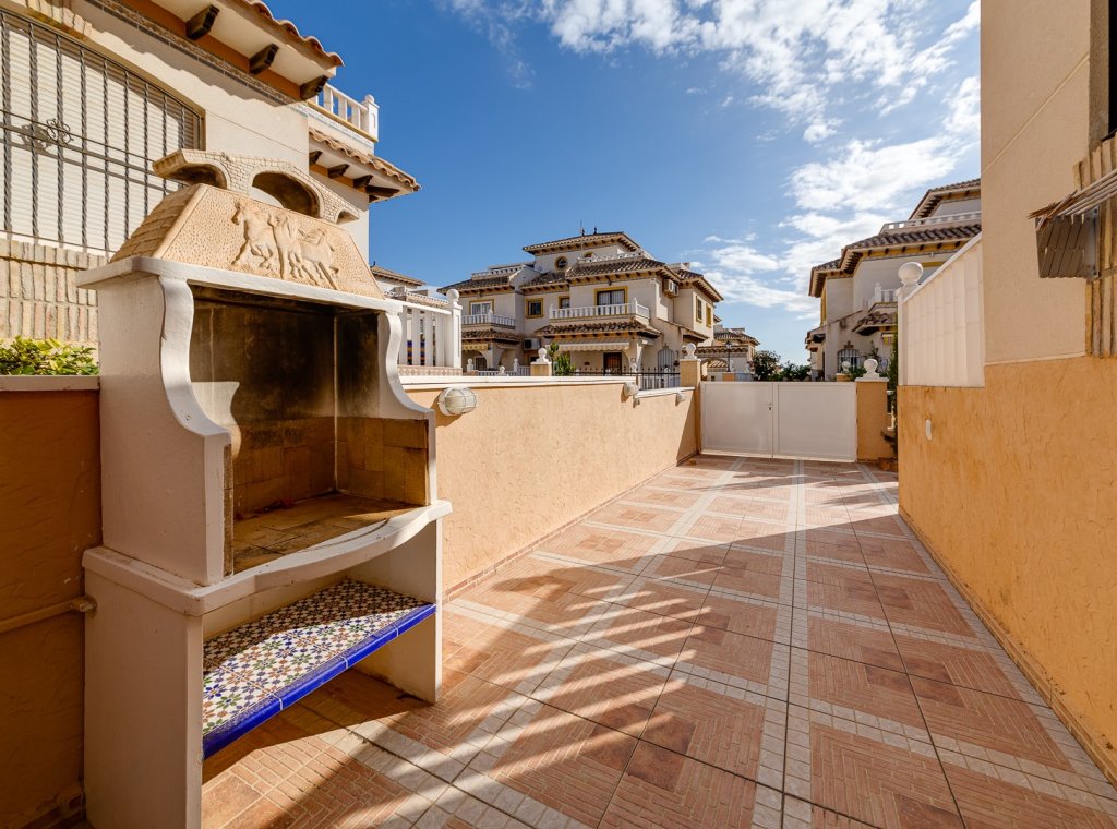 Alquiler - Villa - Orihuela Costa - Cabo roig - La Zenia