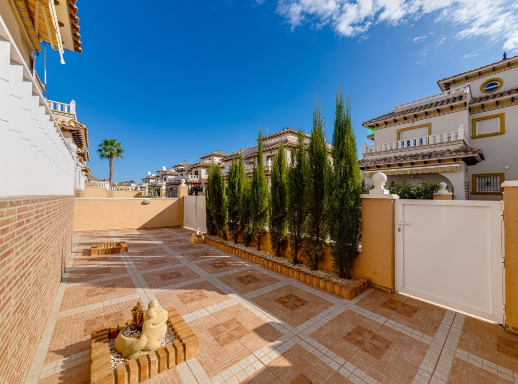 Alquiler - Villa - Orihuela Costa - Cabo roig - La Zenia
