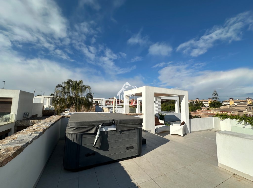 Alquiler - Villa - Orihuela Costa - Los Dolses